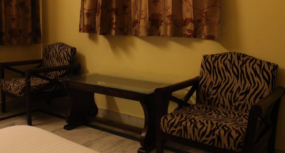 Rajdeep Villa Sector 12, Noida 5